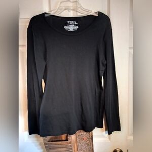 Black Long Sleeve Time & Tru Top Size Large